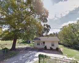 505 Sims St  