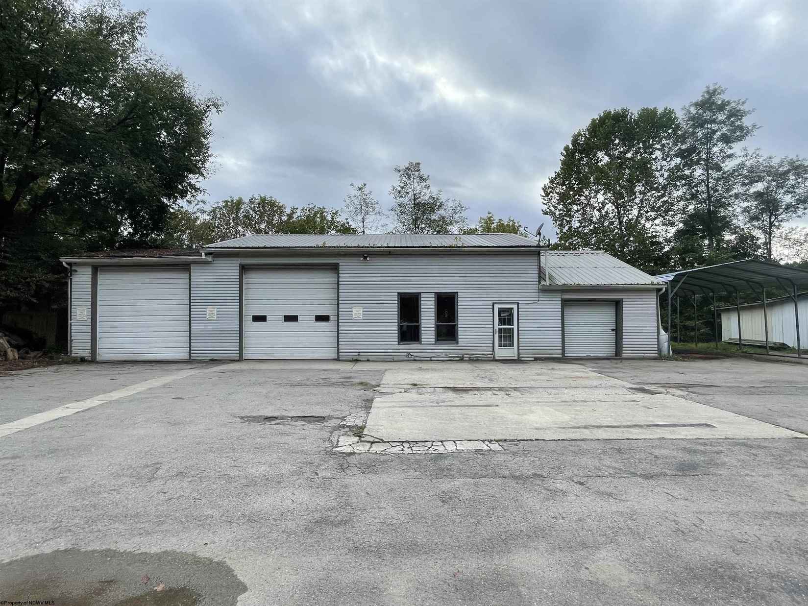 7425 Barbour County Hwy  