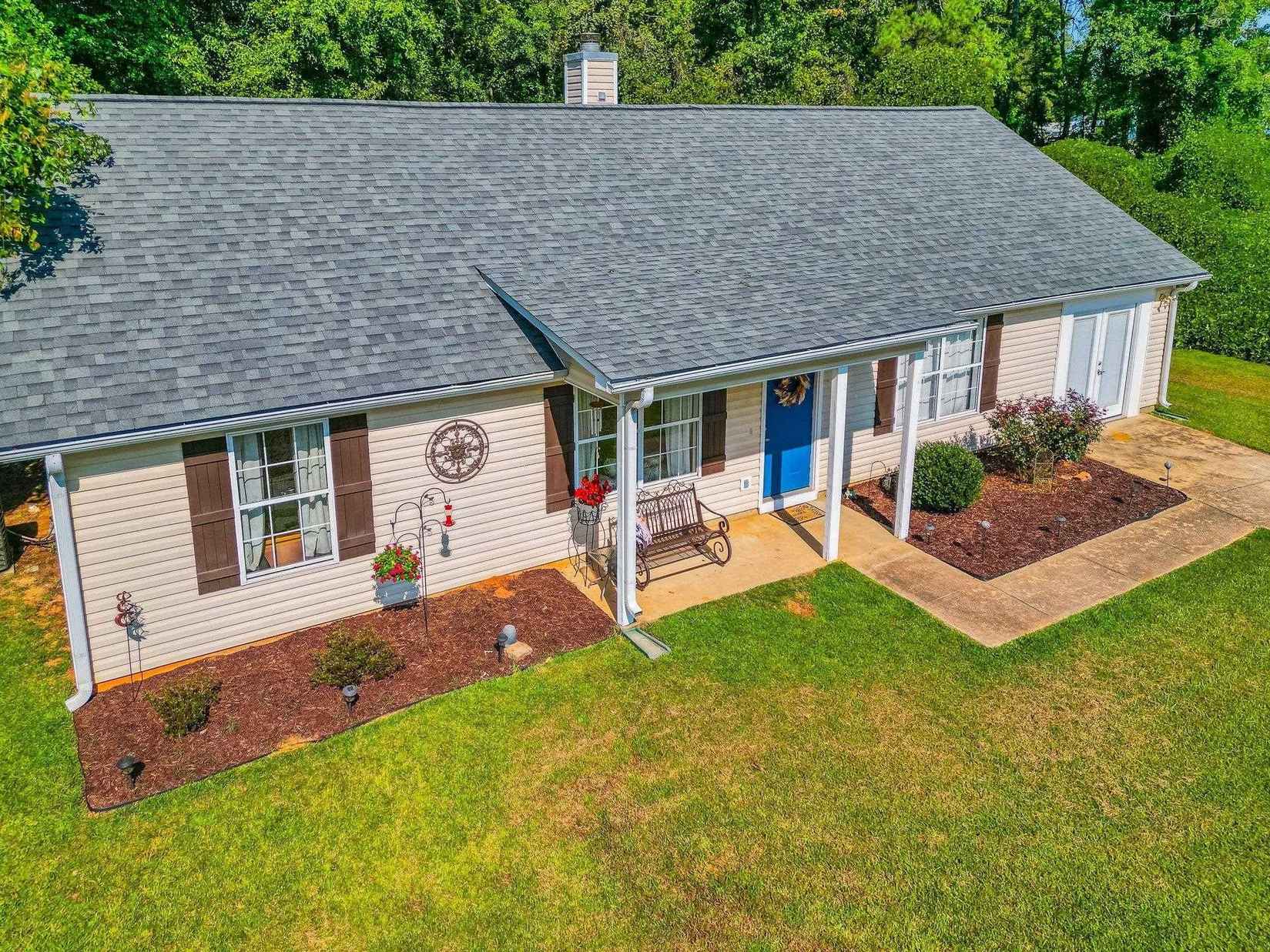 223 Country Mdws Ct  