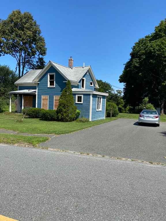 2 Railroad Ave  