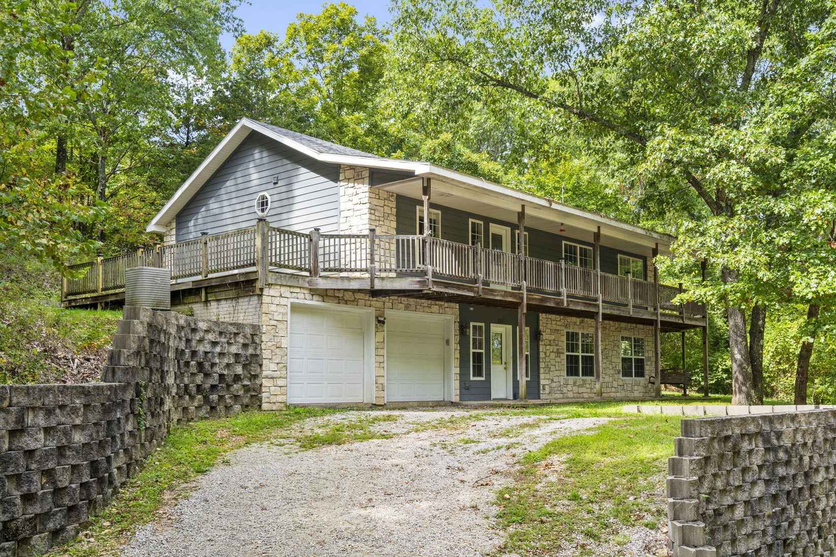 151 Middlegate Pl  