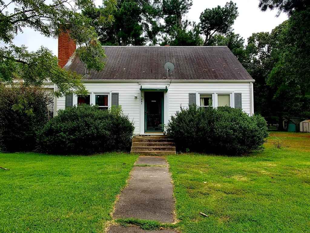 701 Nottoway Ave  