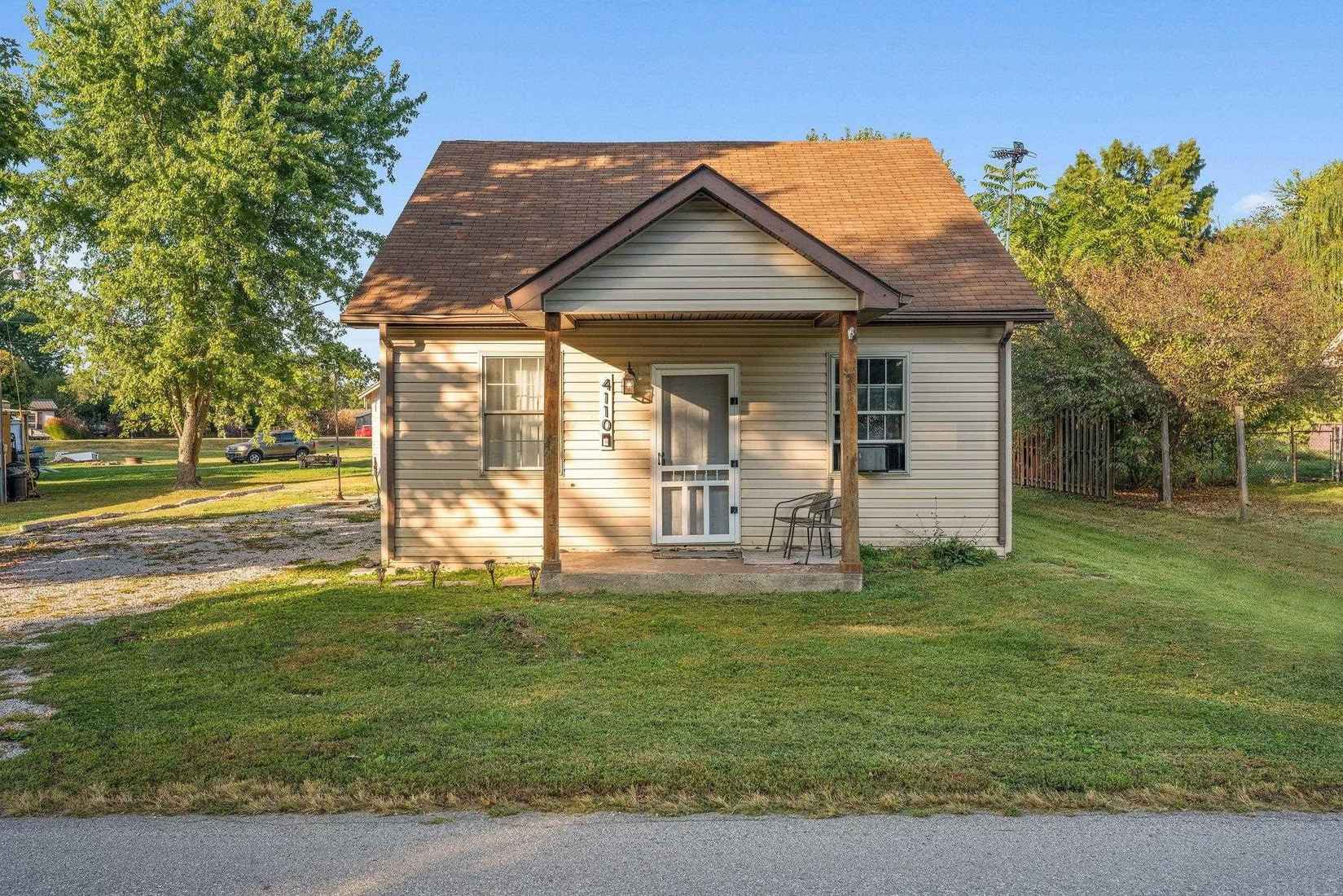 4110 E Canton Rd  