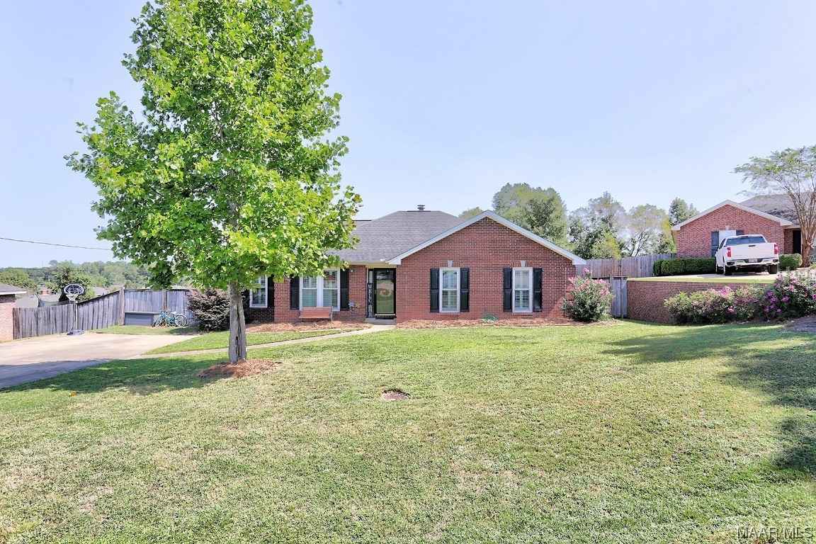 123 Longwood Trl  