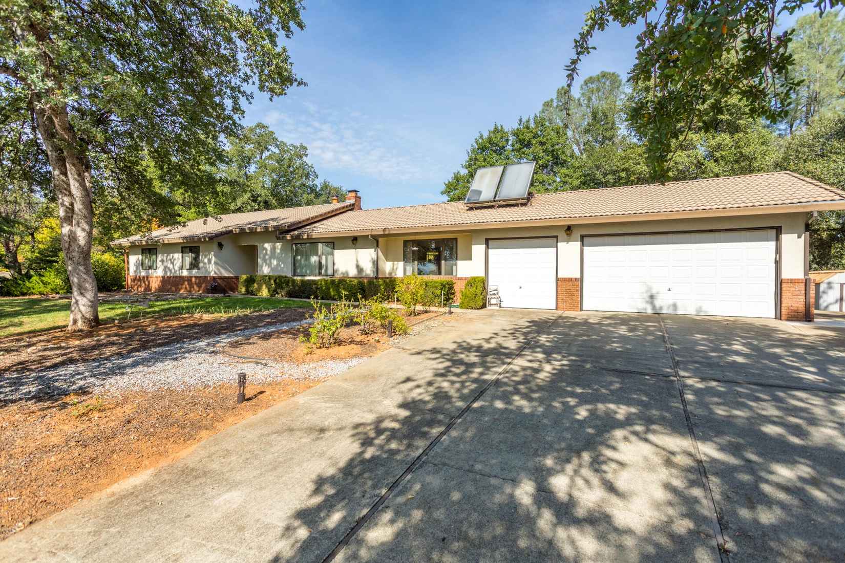 16056 Alhambra Ln  