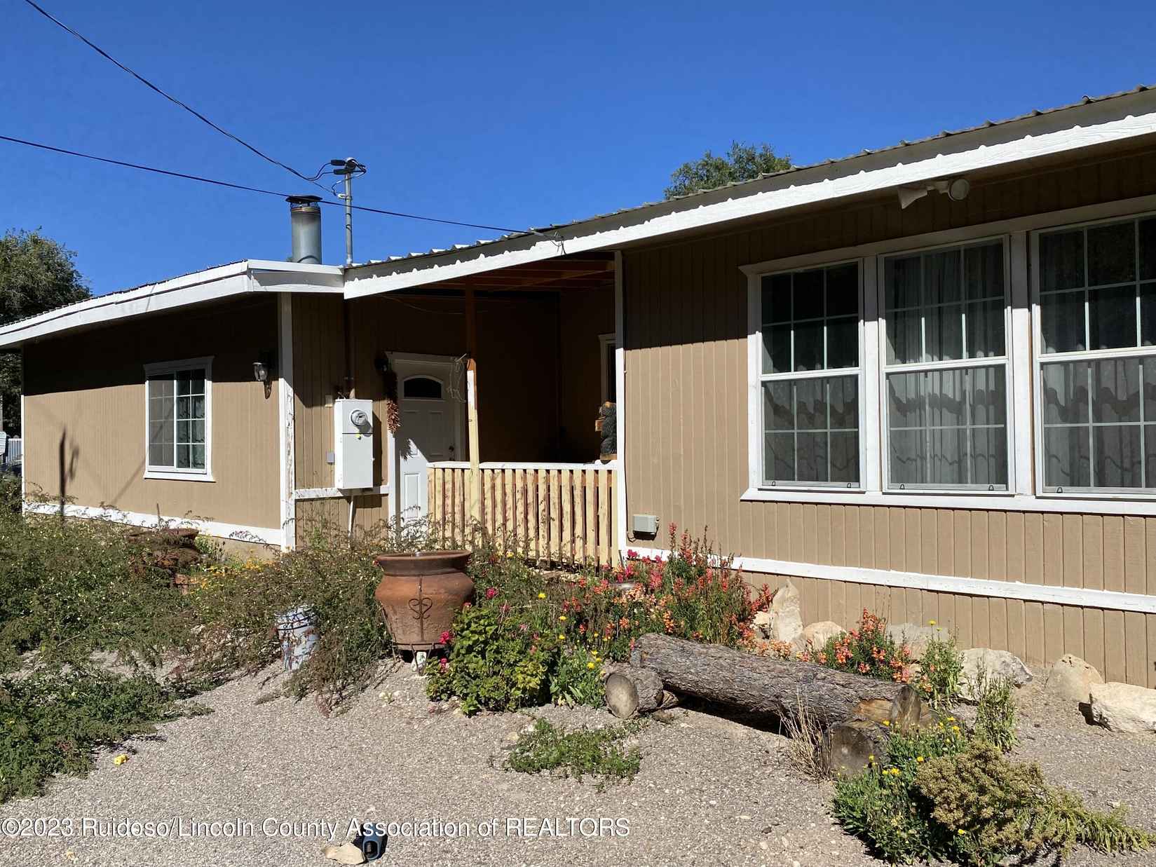306 Downs Dr  