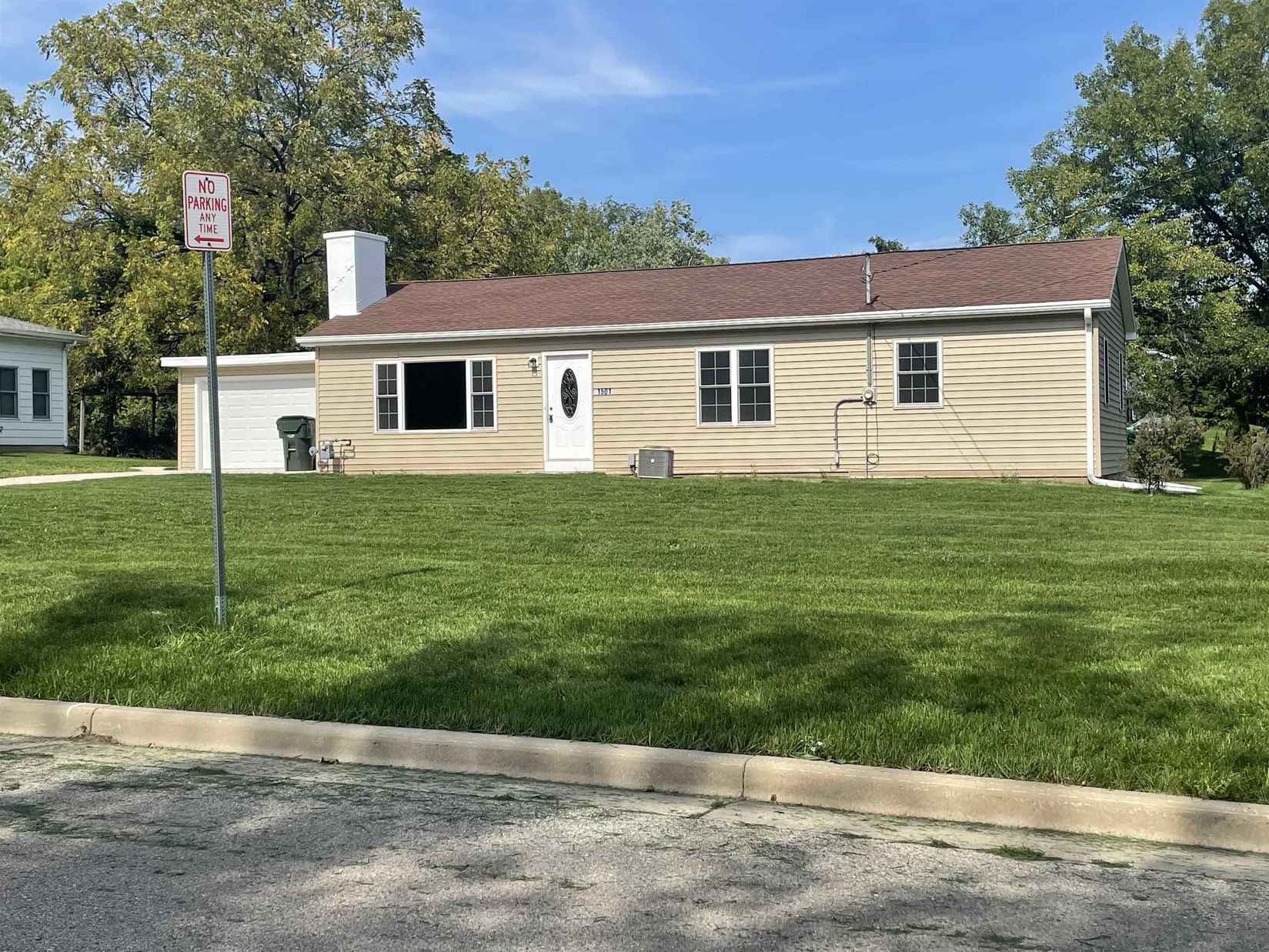 1501 Conant  