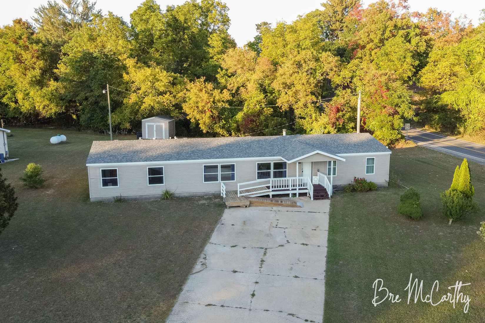125 Hilltop Dr  