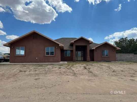 3413 W Rowley Dr  