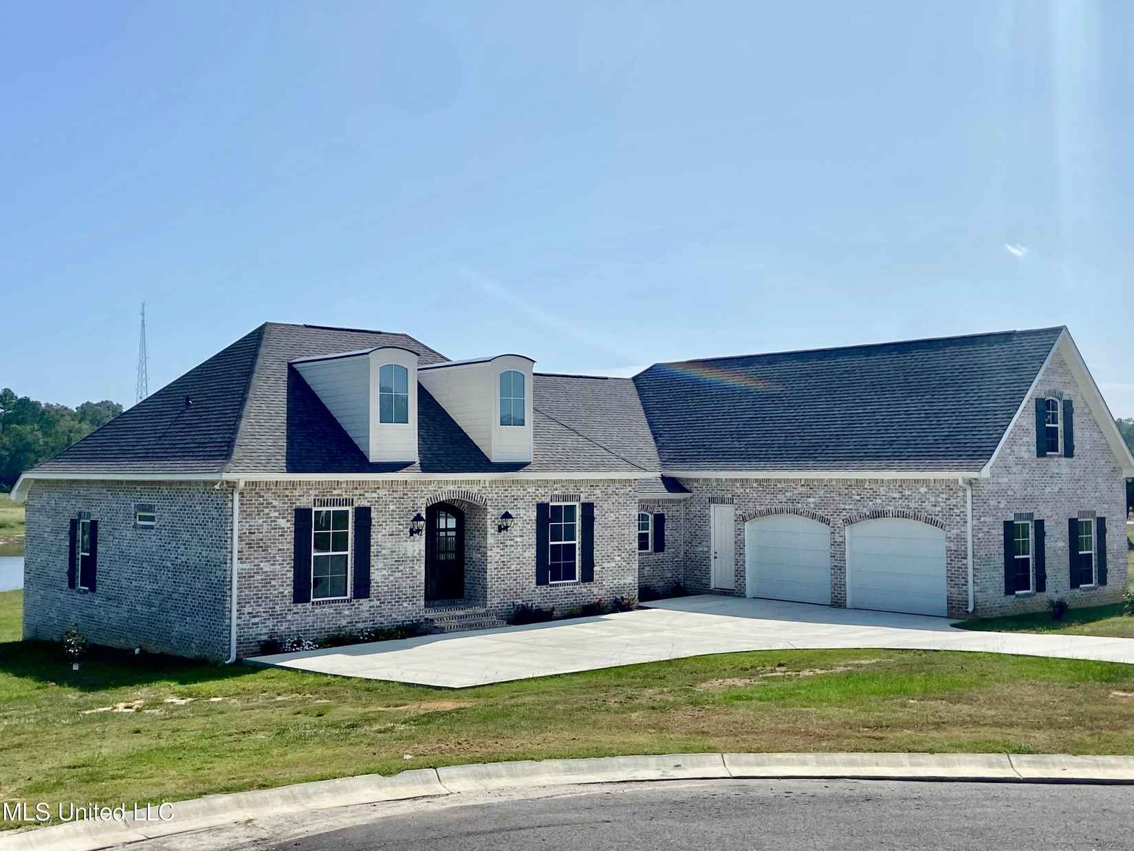 32 Belmont Park  