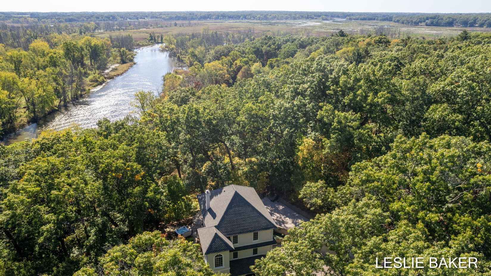 6036 River Rdg Dr  