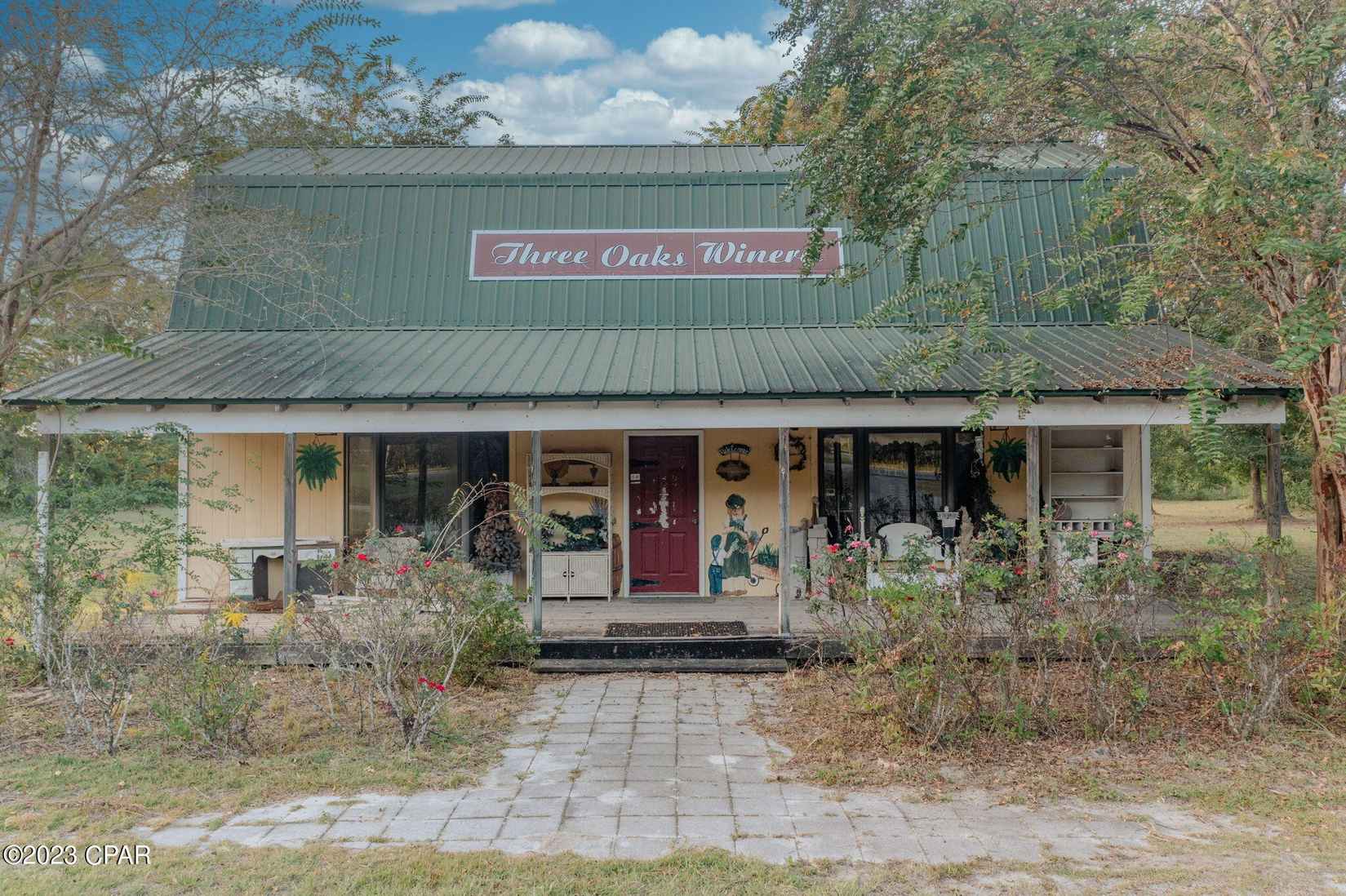 3348 Hwy 79  
