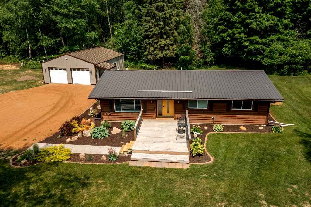 W10012 Koepenick Rd  