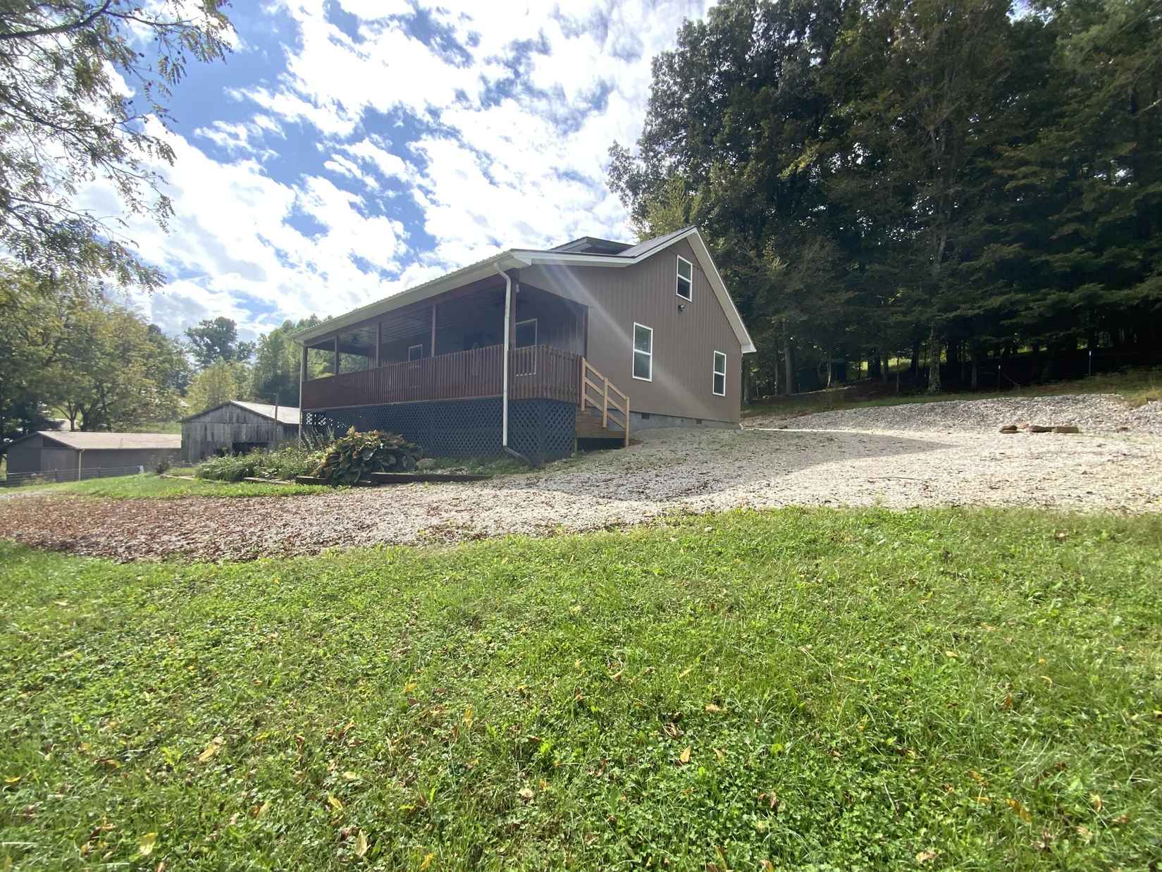 757 Frog Holw Rd  