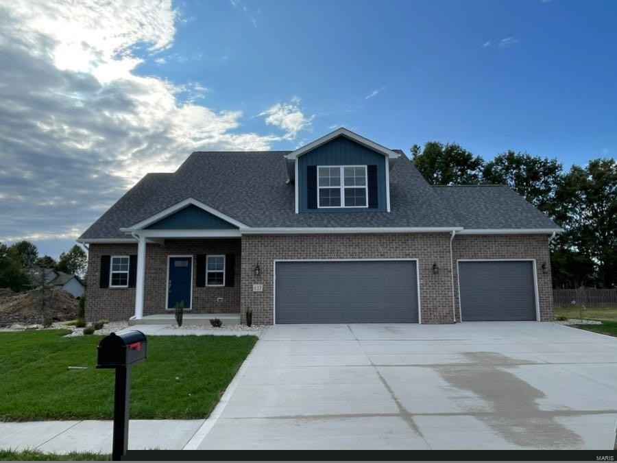 1137 Menominee Trl  