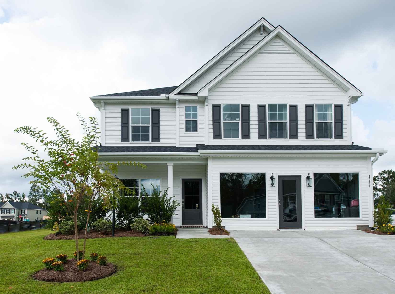 8 Eagleview Dr  