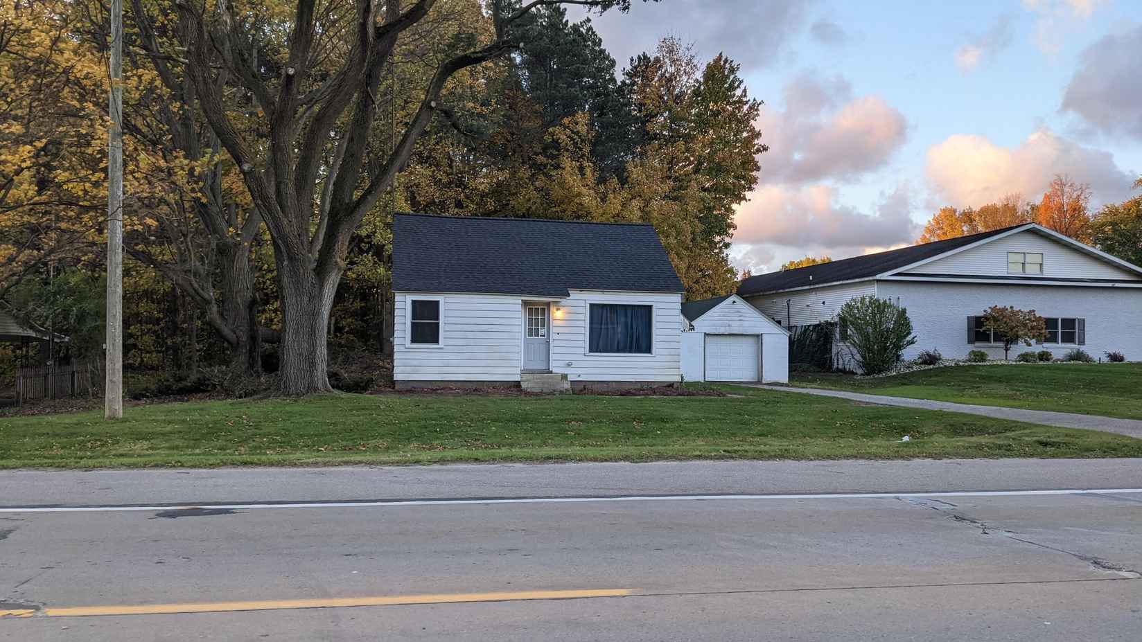 3935 W Polk Rd  