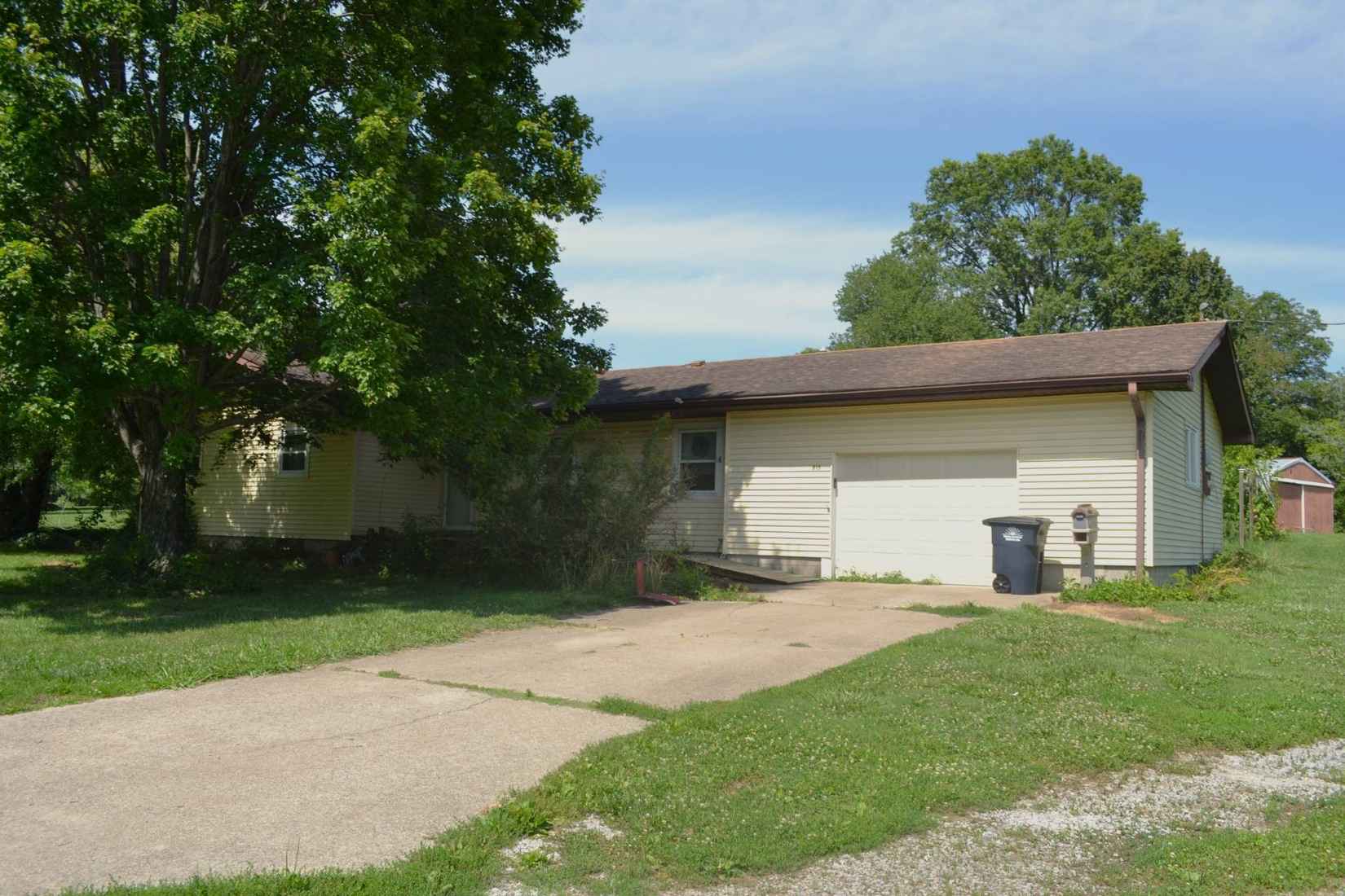 815 North State Rd  