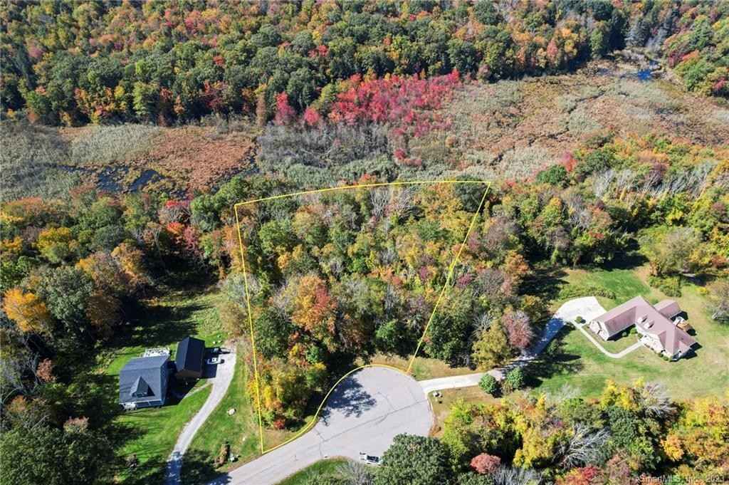 39 Oaklawn Dr  