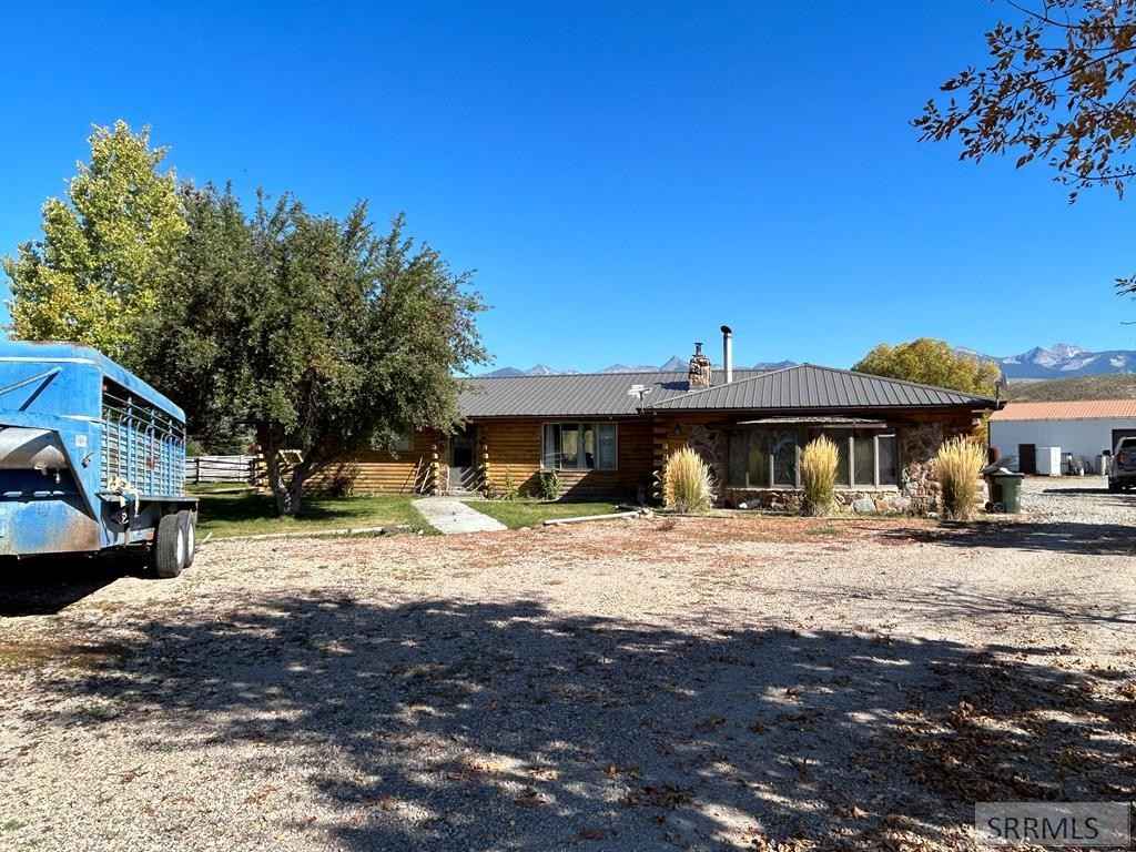 16 Mesquite Ln  