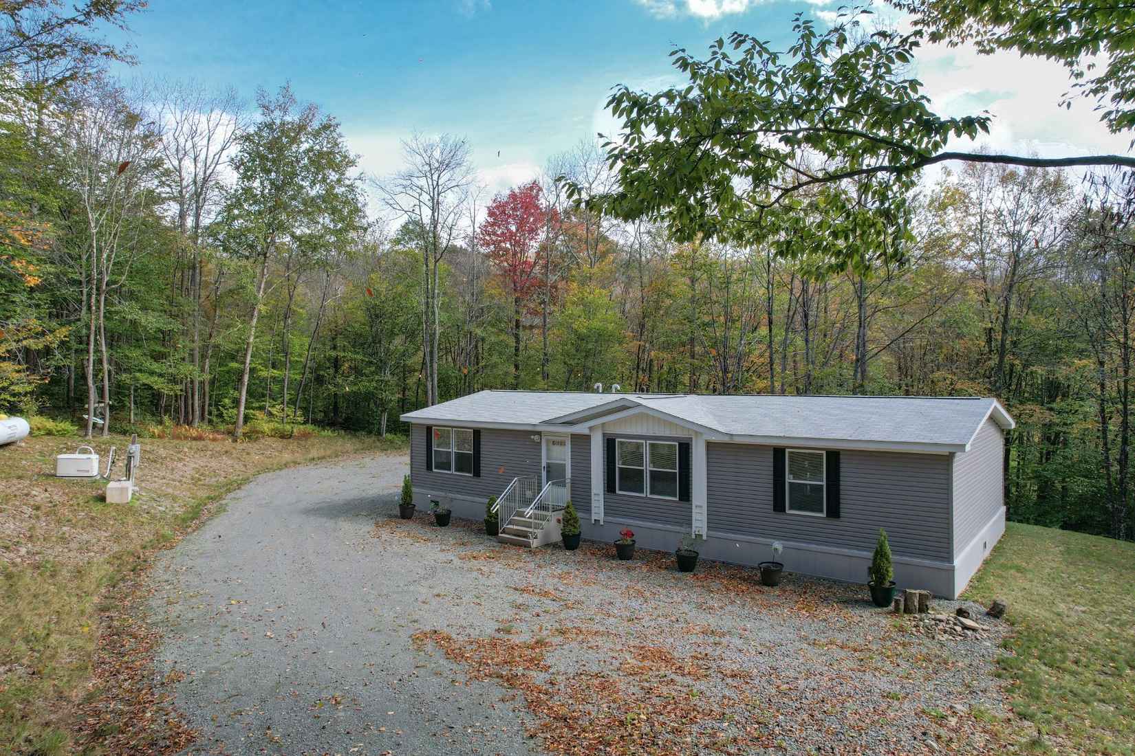 649 Rdg Rd  