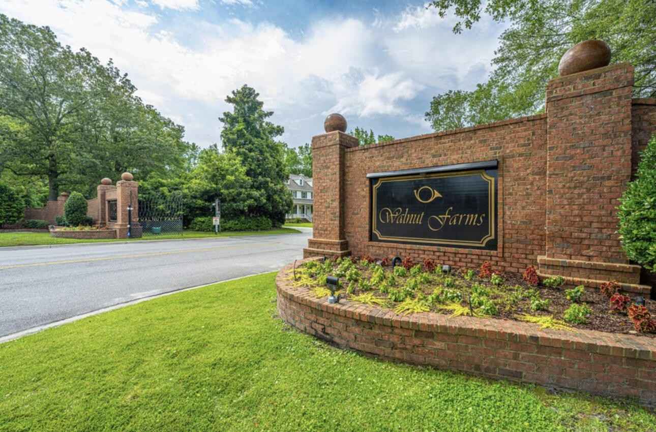 221 Scalybark Rd  