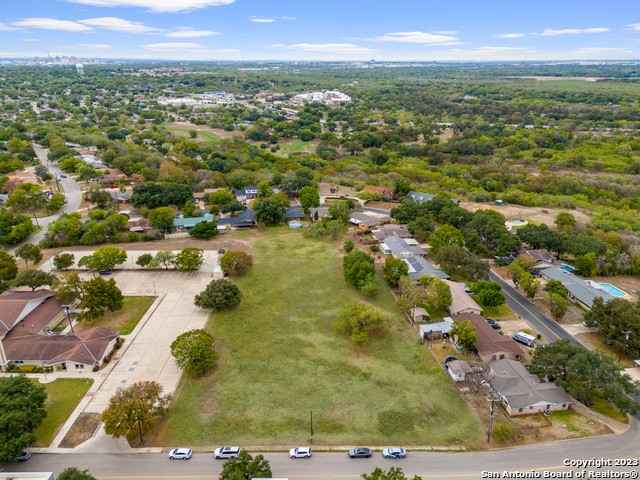 313 GALWAY DR  
