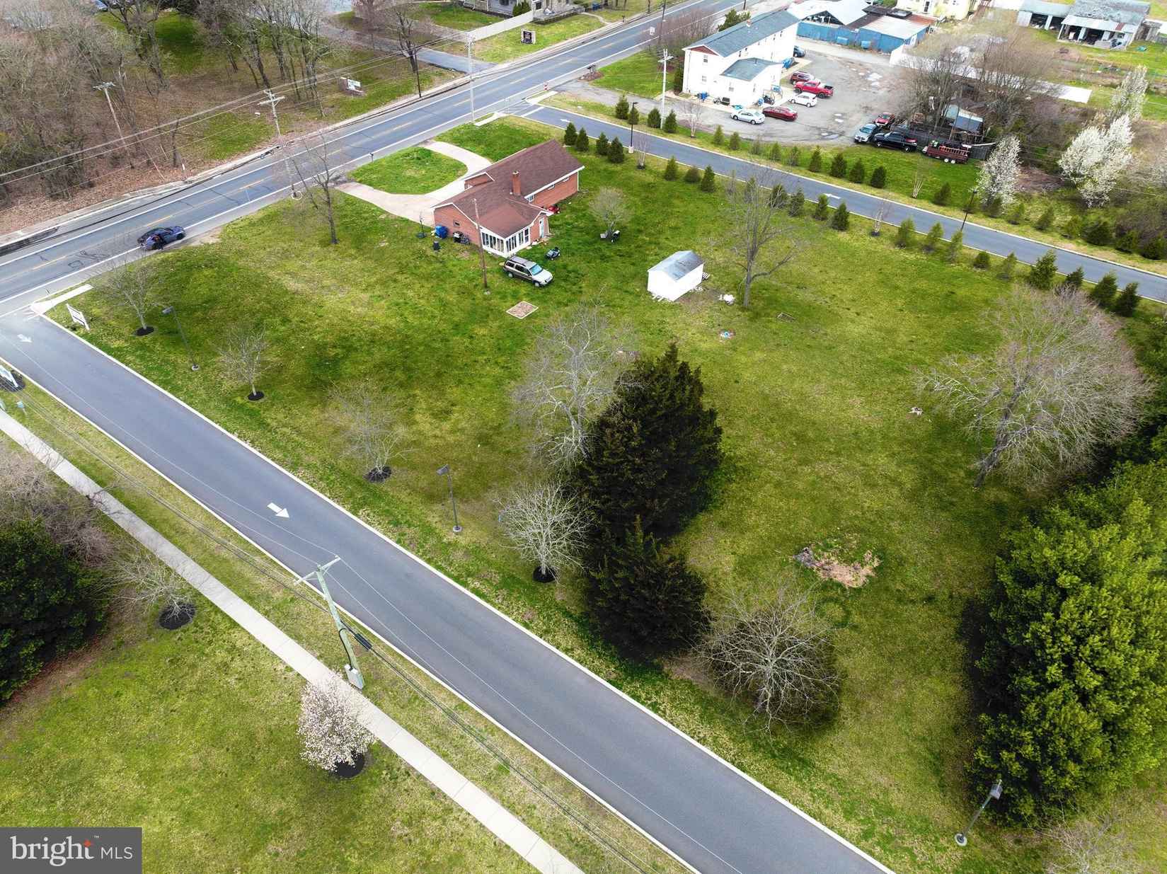 871 N DELSEA Dr  