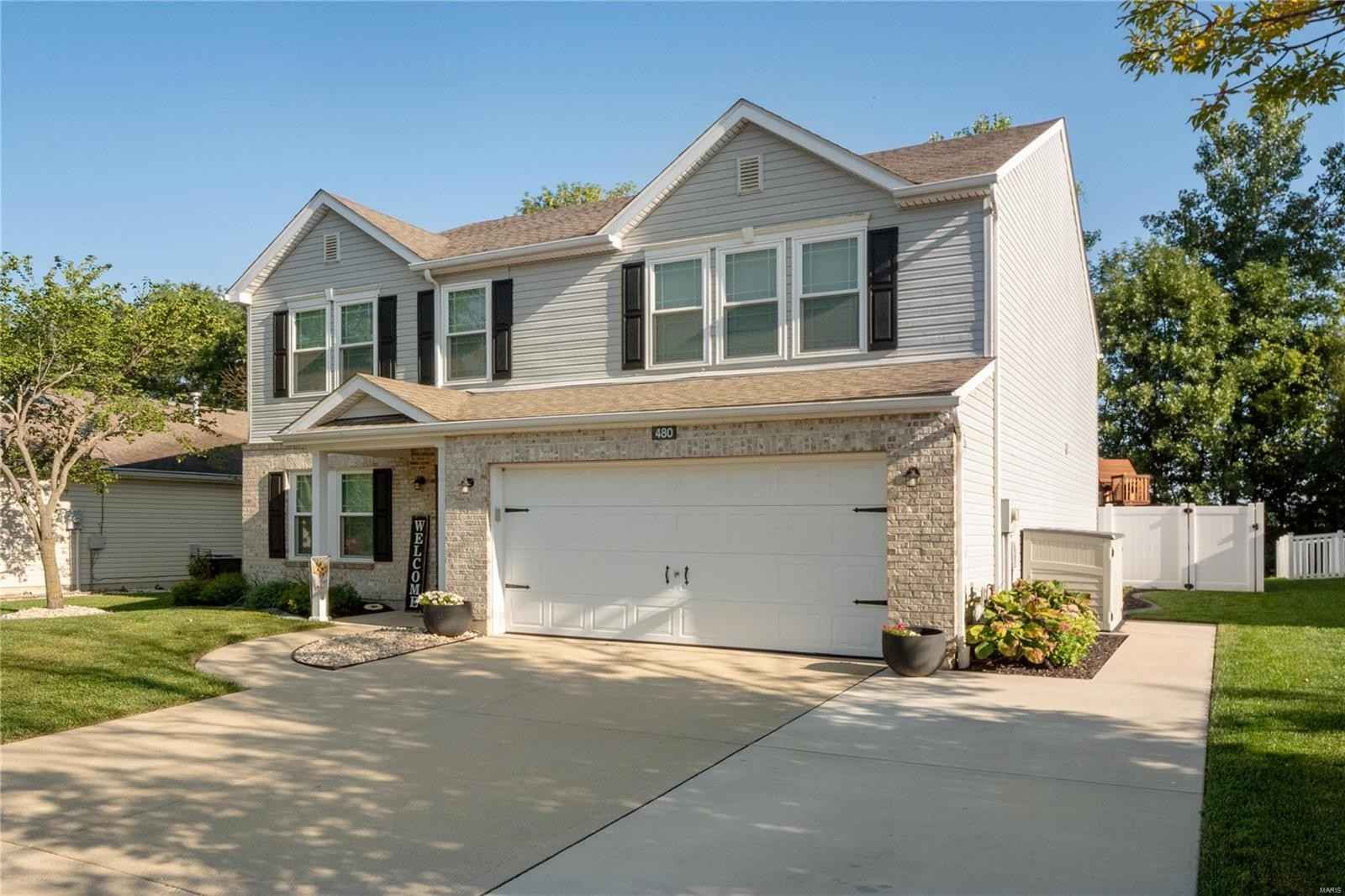 480 FALLING LEAF Way  