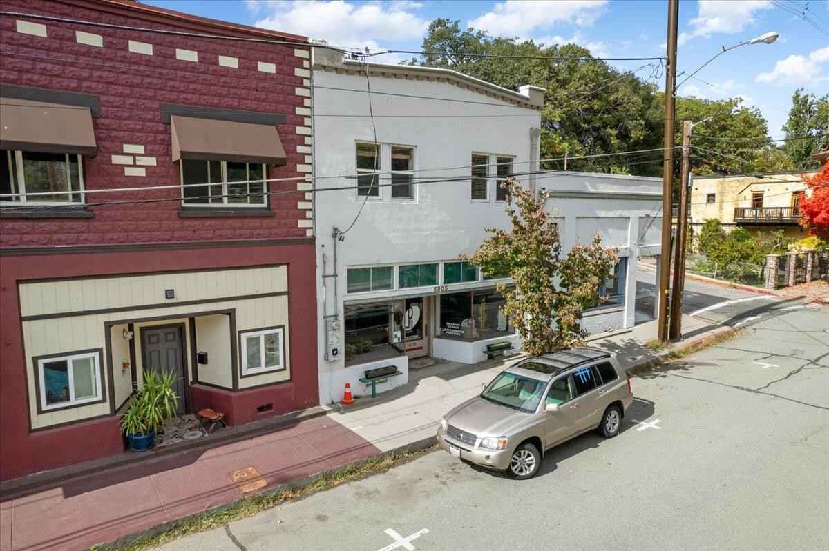 5905 Sacramento  