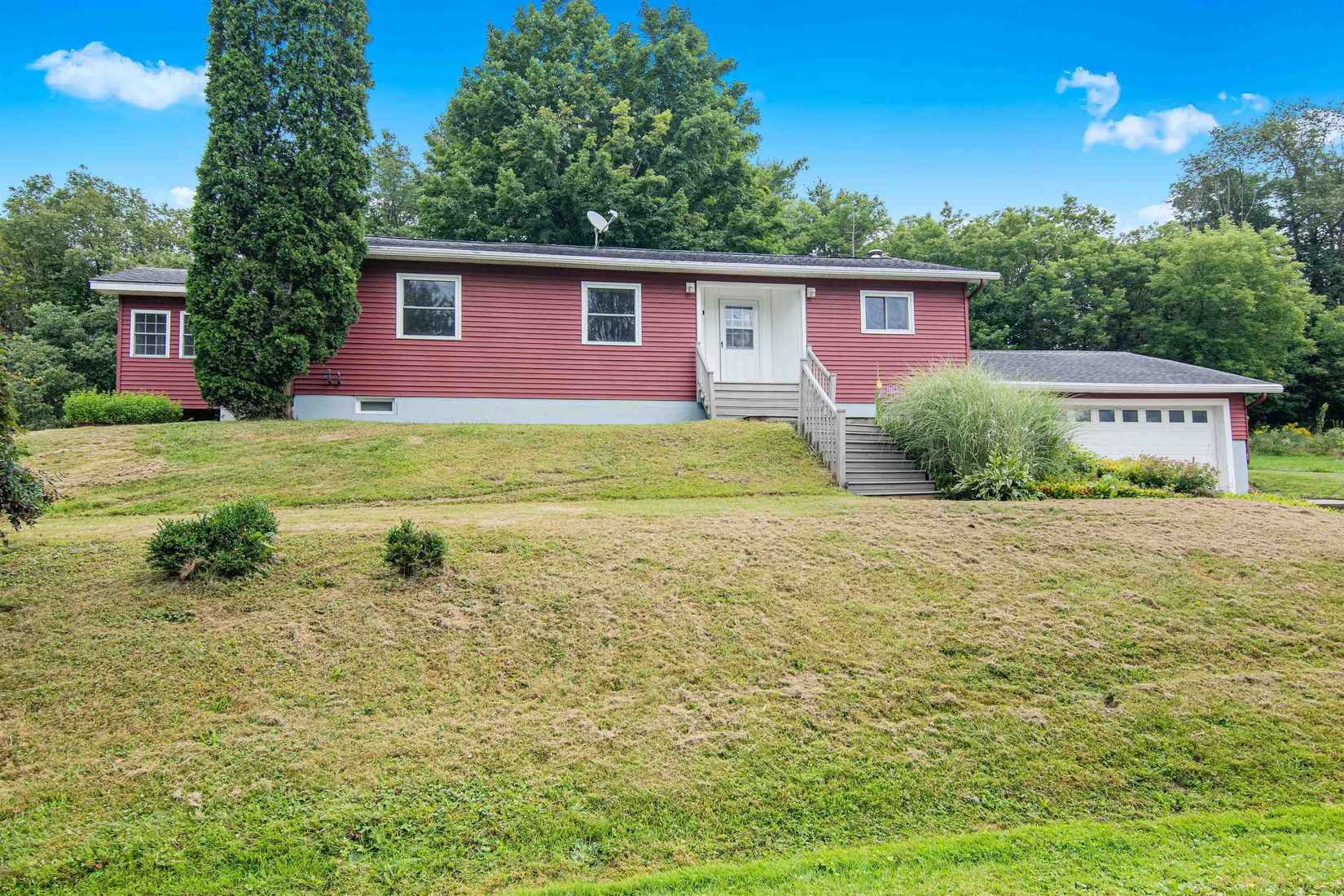 26 Maple St  