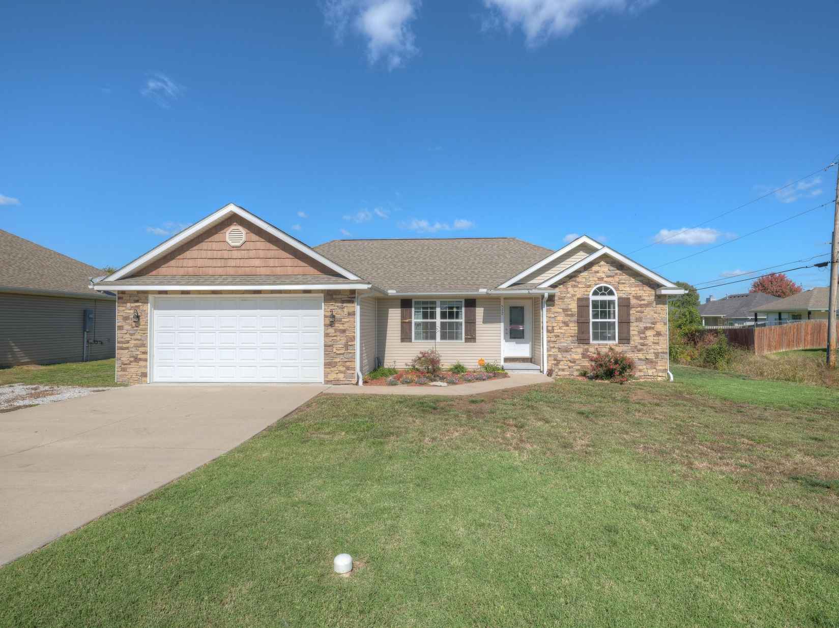 577 East Foutain Rd  