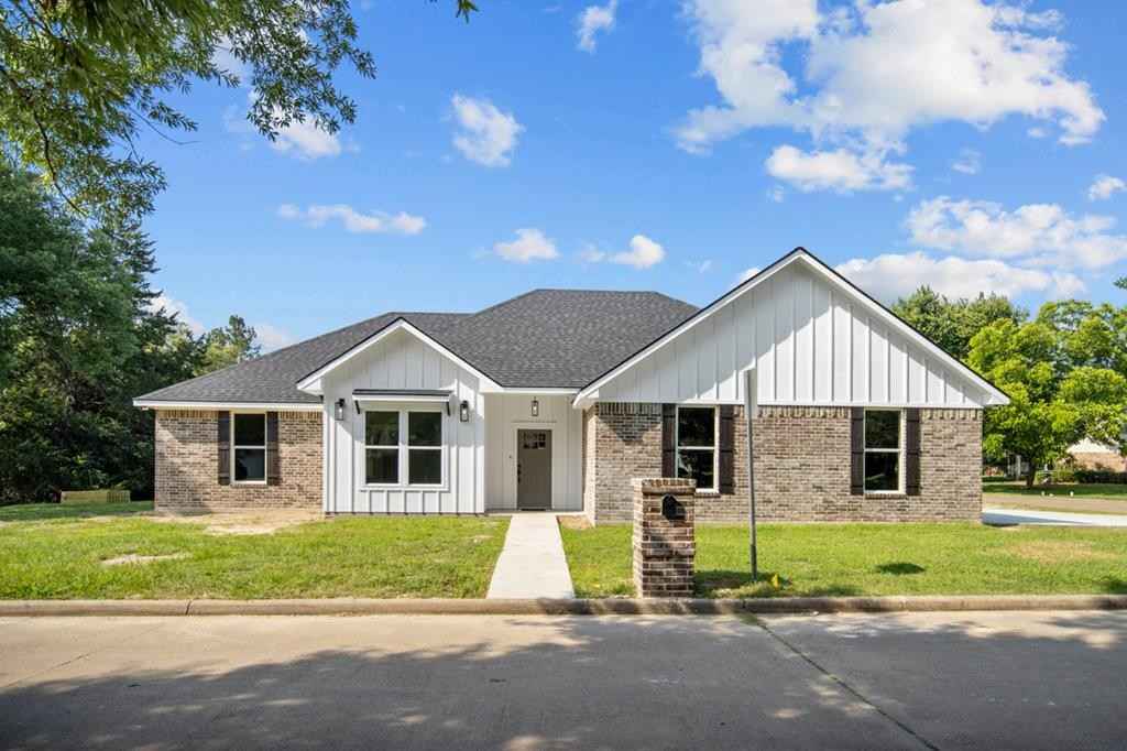 1201 Mary Lee Ln  