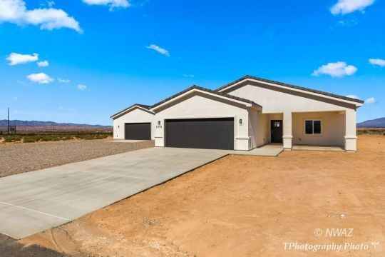 1681 Adalee Dr  