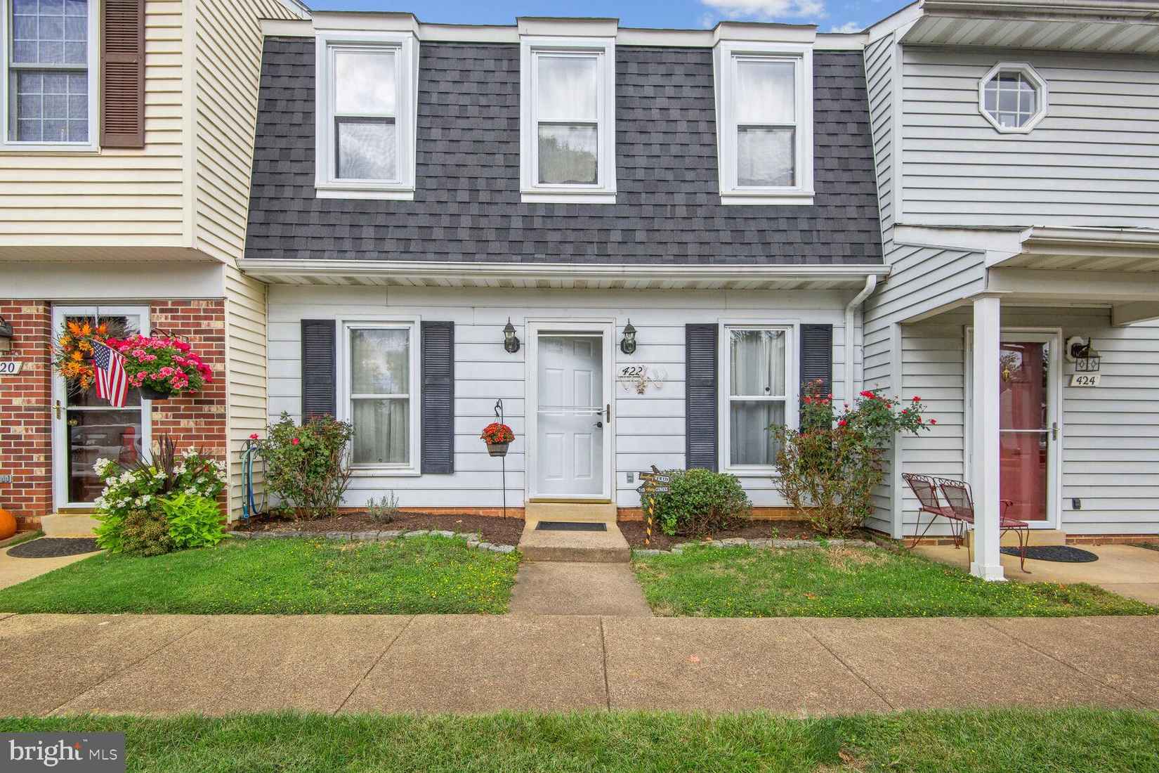 422 Frst Ct  