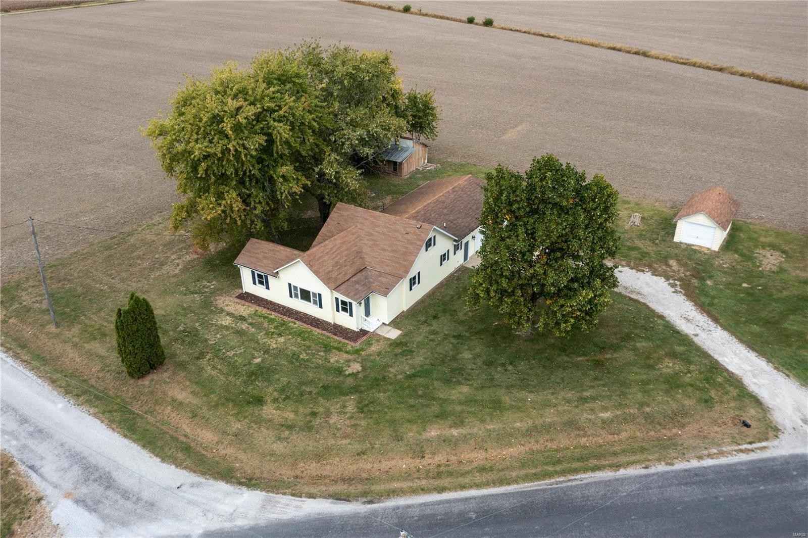 1379 North Carlyle Rd  