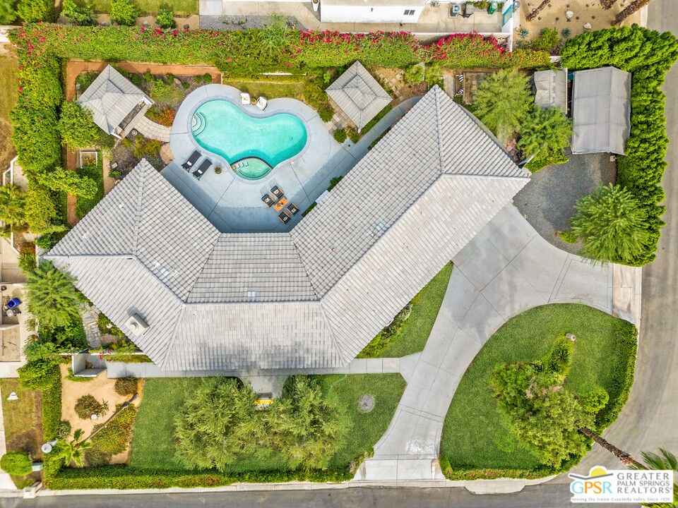 70880 Tamarisk Ln  