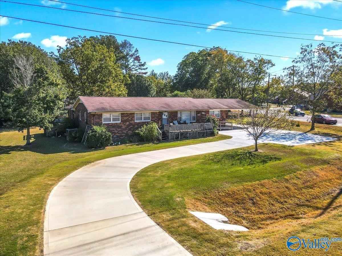 1204 North Main St  