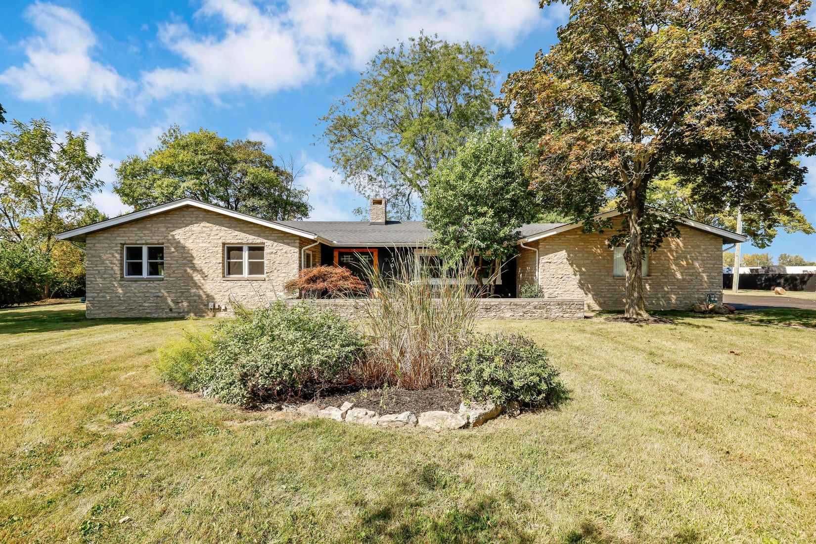 1701 Walcutt Rd  