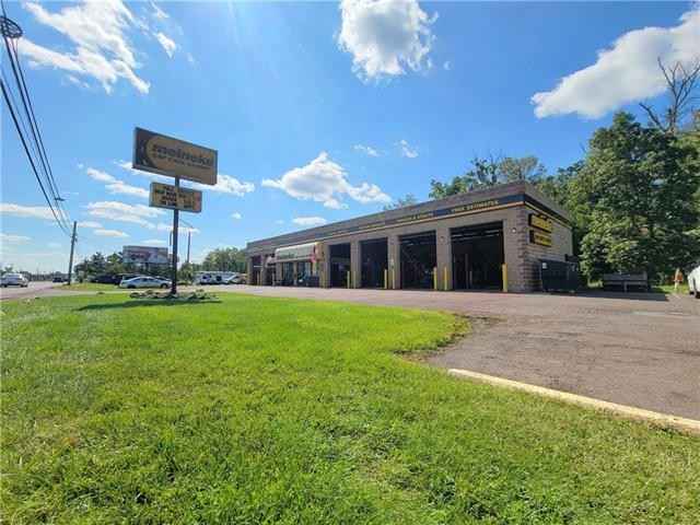 620 South West End Blvd  