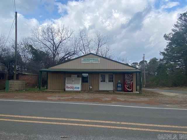 612 Spring Lk Rd  