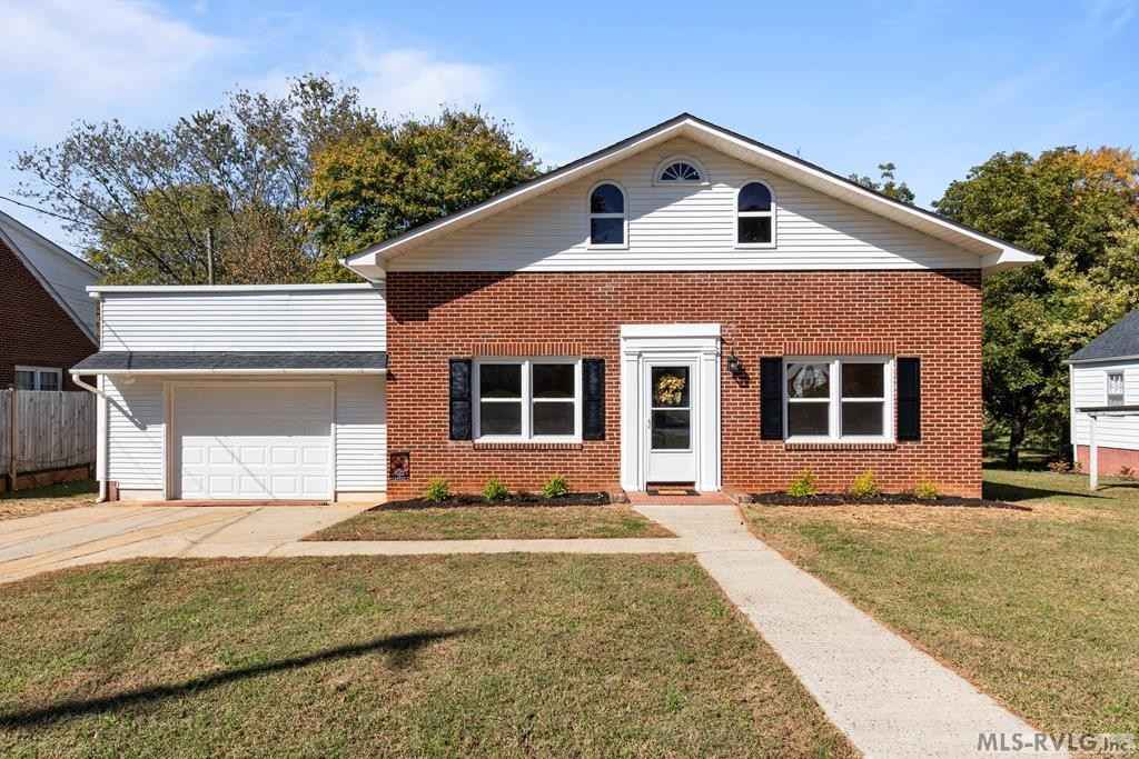 800 W Sycamore St  