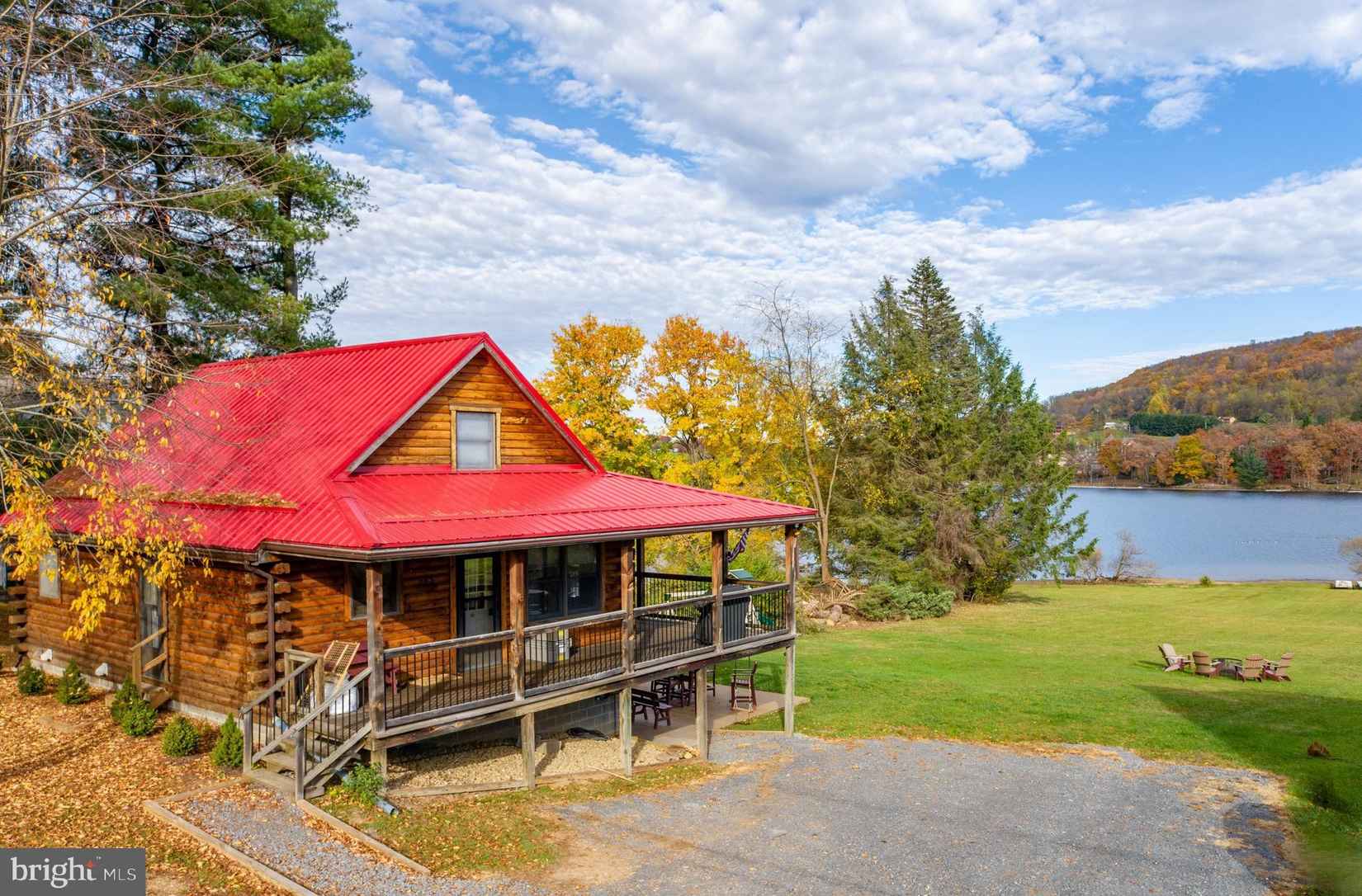 883 Marsh Hl Rd  