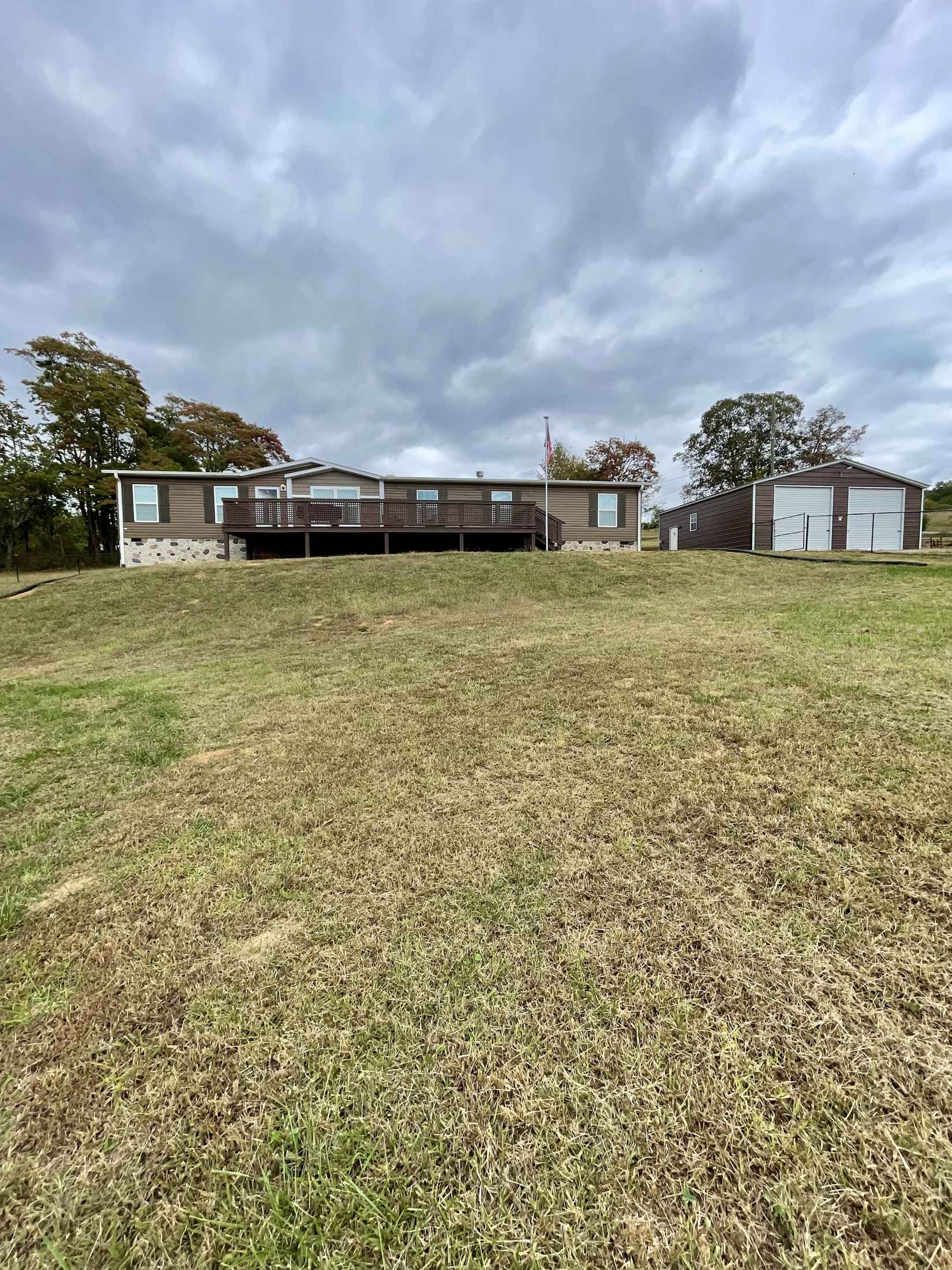 3282 Blue Spgs Rd  