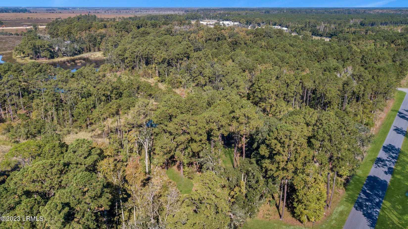 824 BRIDLE Path BLVD  