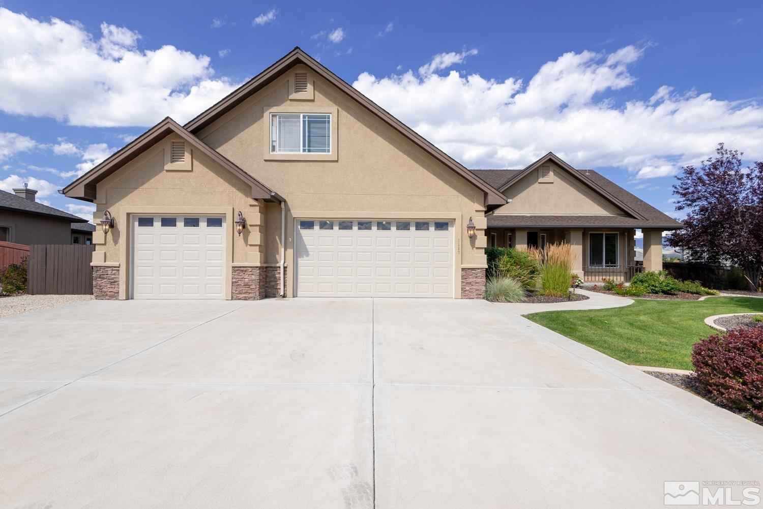 1117 Country Clb Dr  
