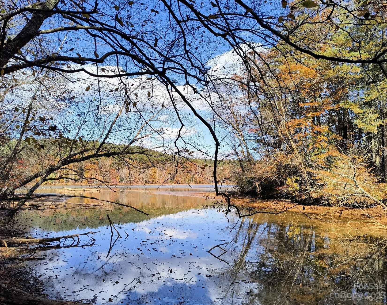 115 Glass Water Pt NW  