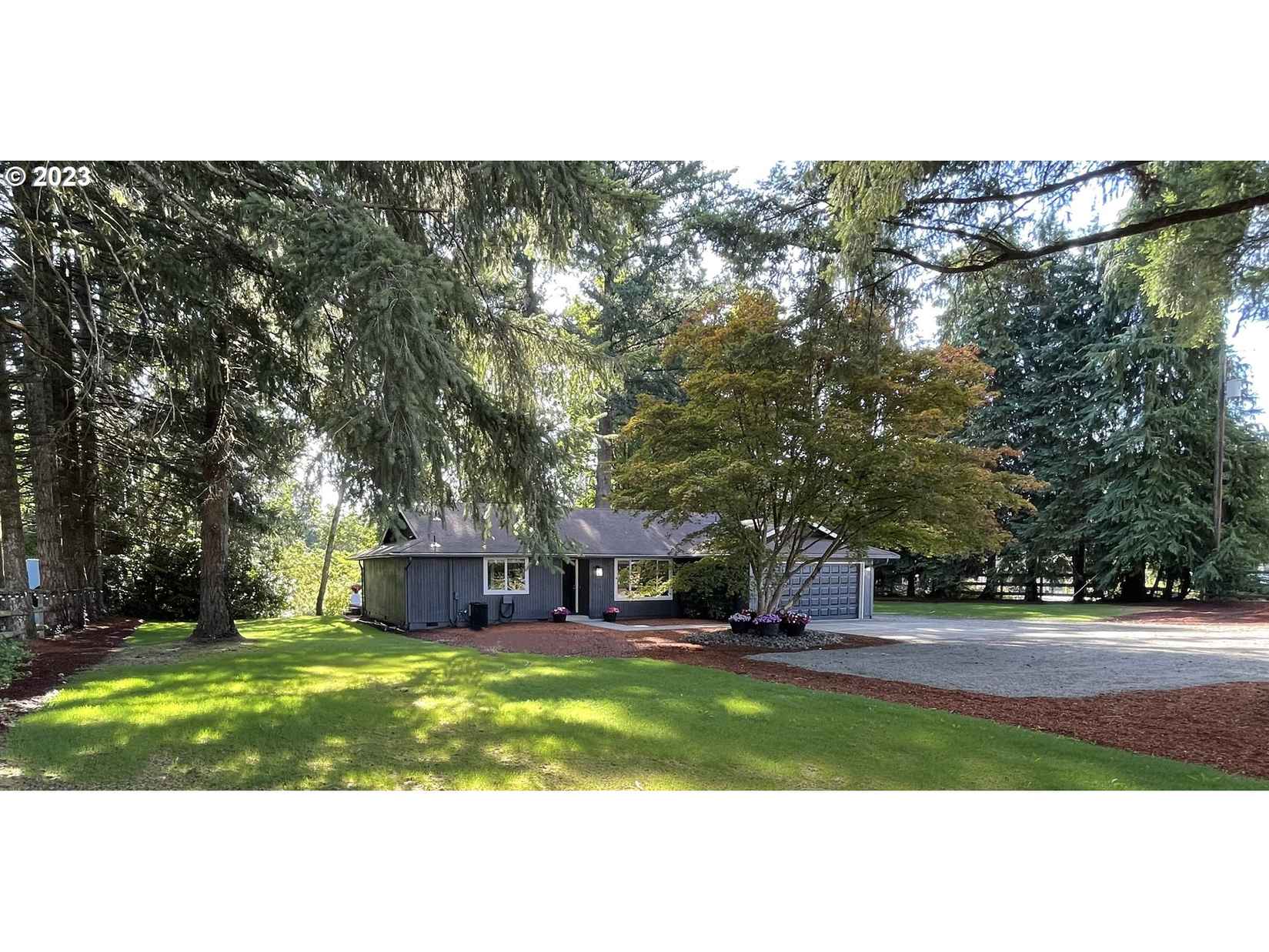 106 SE 17th Way  