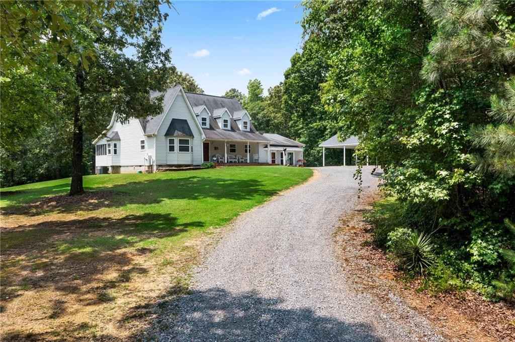 8375 Blacks Bluff Rd SW  