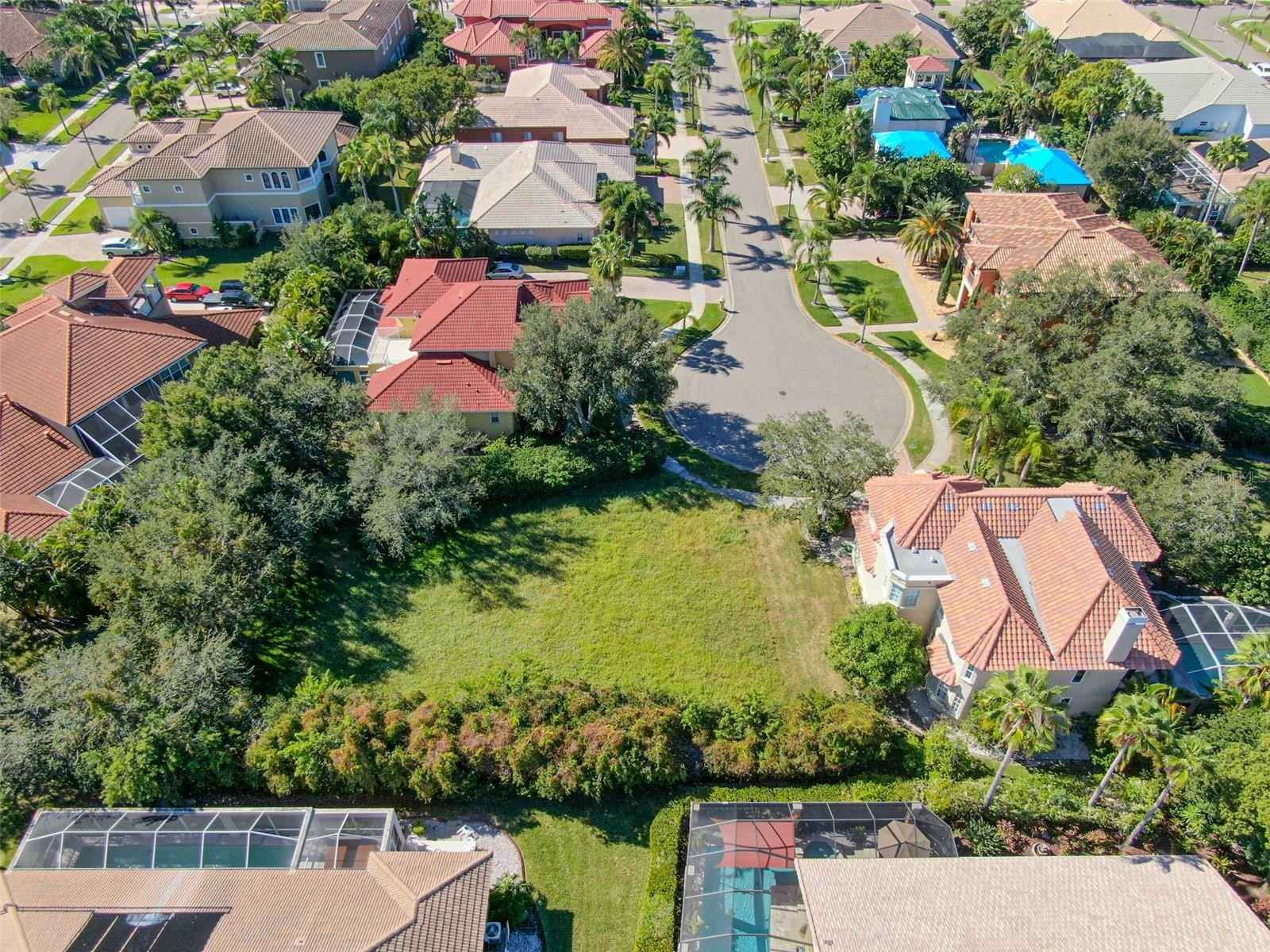 5913 La Rosa Ln  